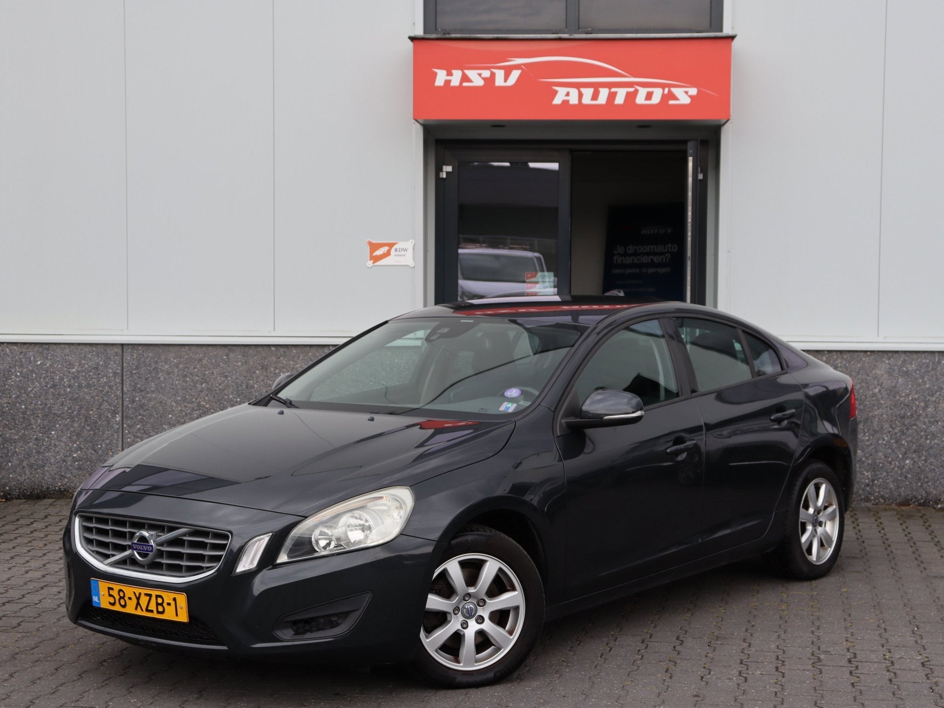 Volvo S60