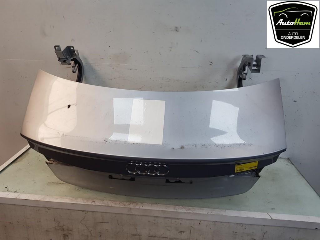 Achterklep Audi A3 Limousine (8VS/8VM) 2015 8V5827025F, Gebruikt, Auto-Union-Straße  1, Ingolstadt 85057, , Duitsland, Info@audi.de