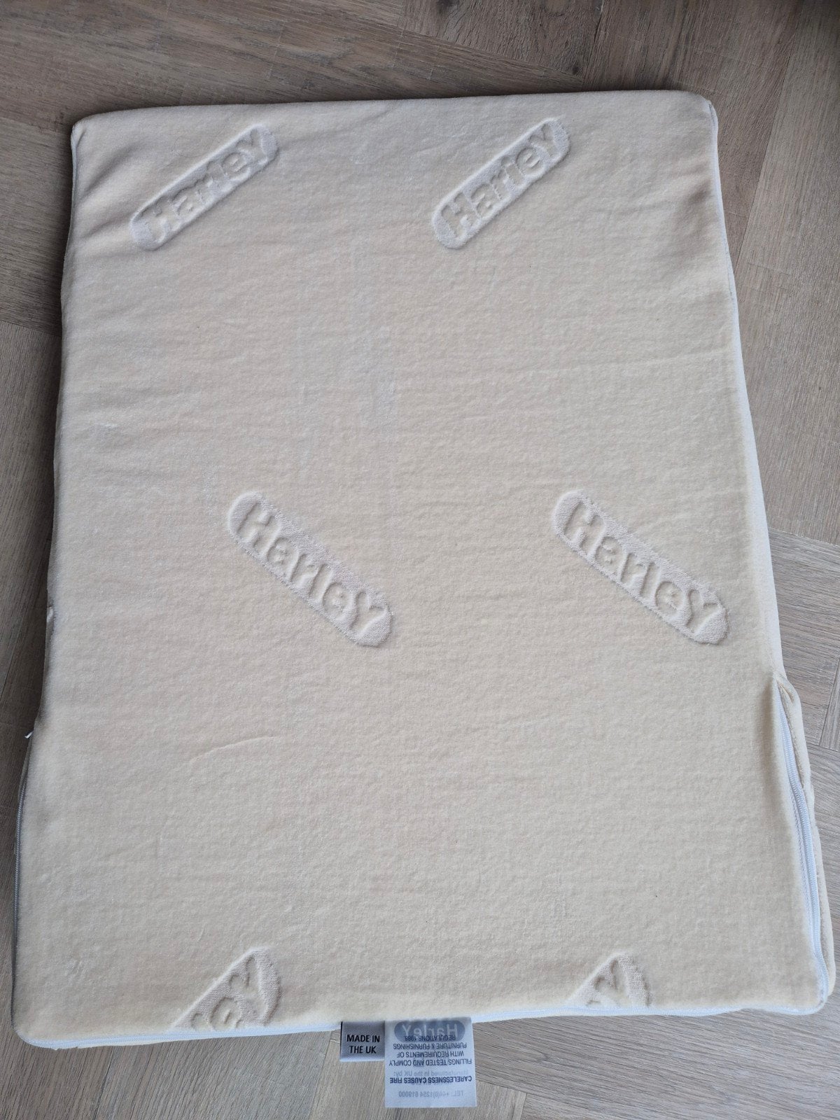 Harley Wigkussen traagschuim 13x47x64 cm - uitstekende staa, Ophalen of Verzenden, Zo goed als nieuw