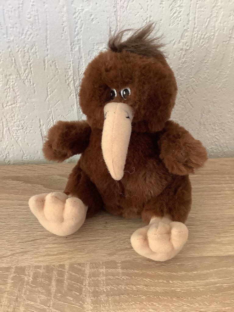 Kiwi vogel knuffel 15 cm hoog  5 euro, Ophalen of Verzenden, Zo goed als nieuw, Overige typen