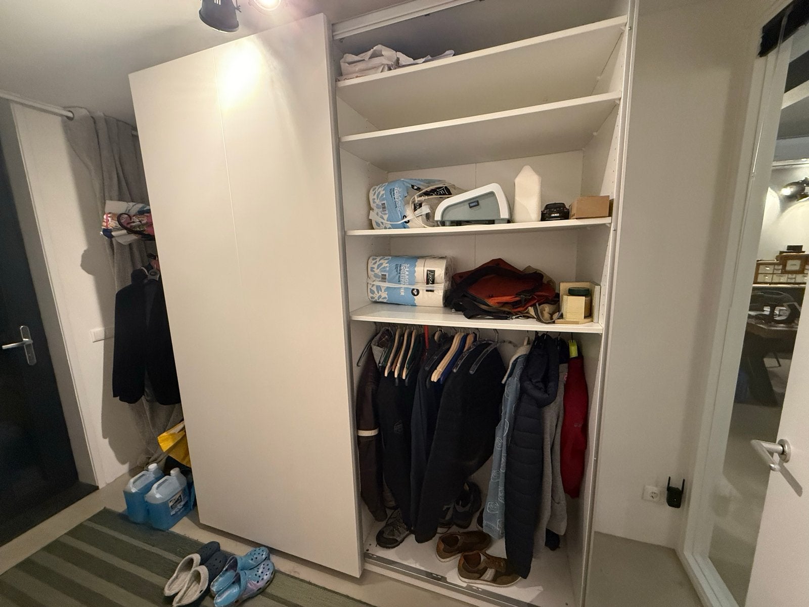 IKEA Pax kast met schuifdeuren -  cm, Huis en Inrichting, Gebruikt, 200 cm of meer, Ophalen of Verzenden, Met deur(en)