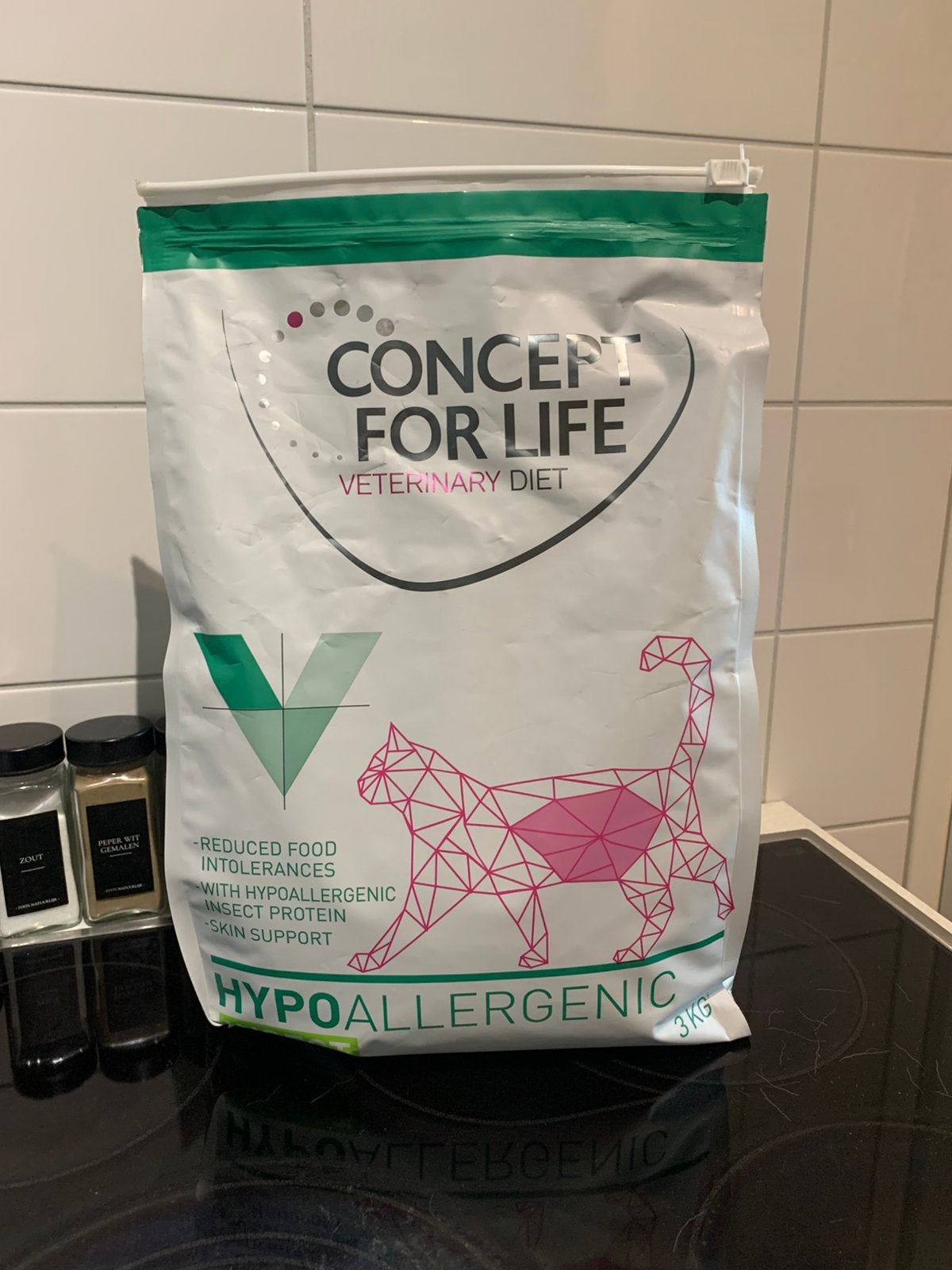 Concept for Life Hypoallergenic 3KG (twv €34), Ophalen of Verzenden, Kat