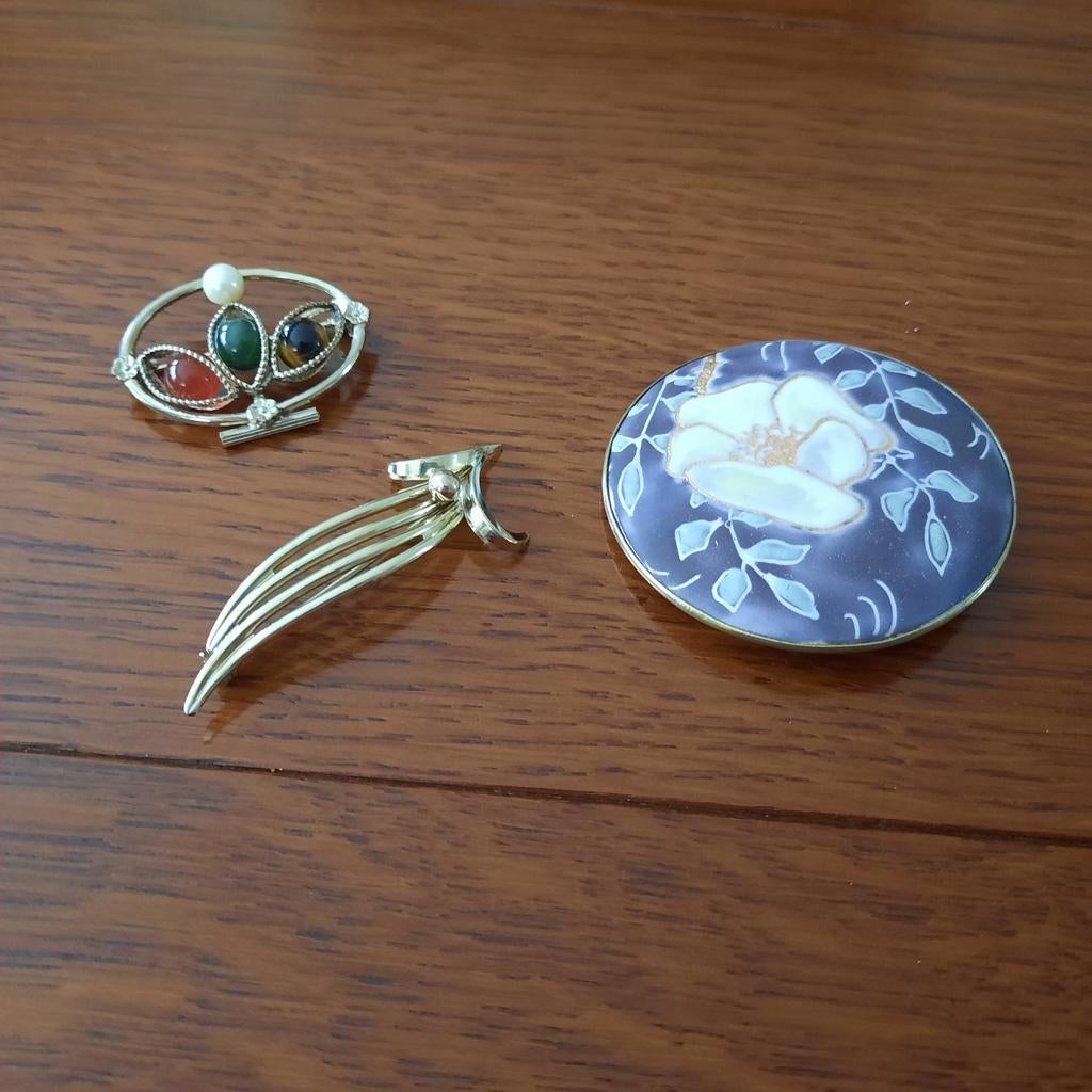3 vintage broches uit nalatenschap, Verzenden