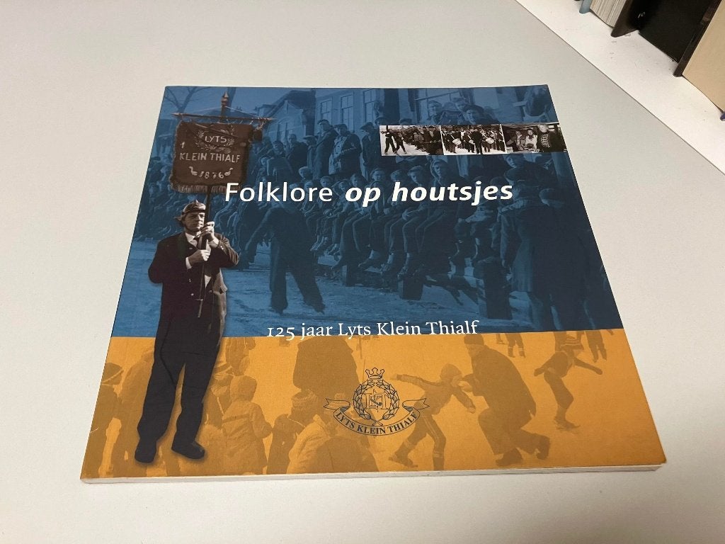 Folklore op houtsjes, Ophalen of Verzenden, Gelezen