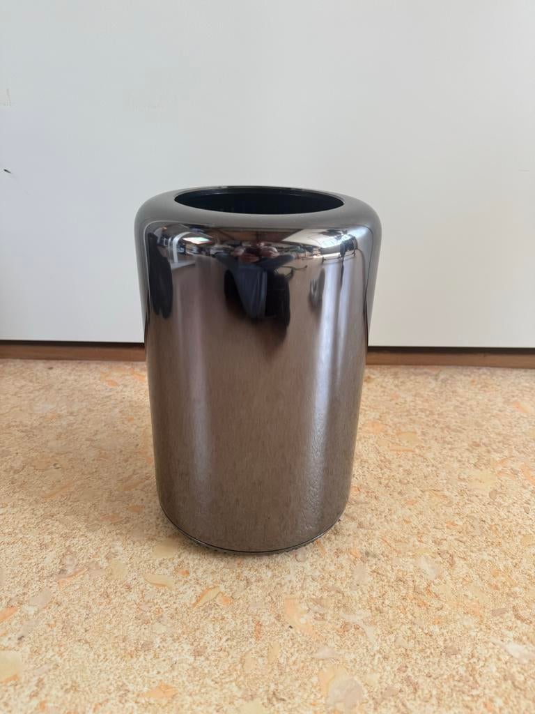 Apple Mac Pro (eind 2013) - Krachtige Workstation, Ophalen of Verzenden, Zo goed als nieuw