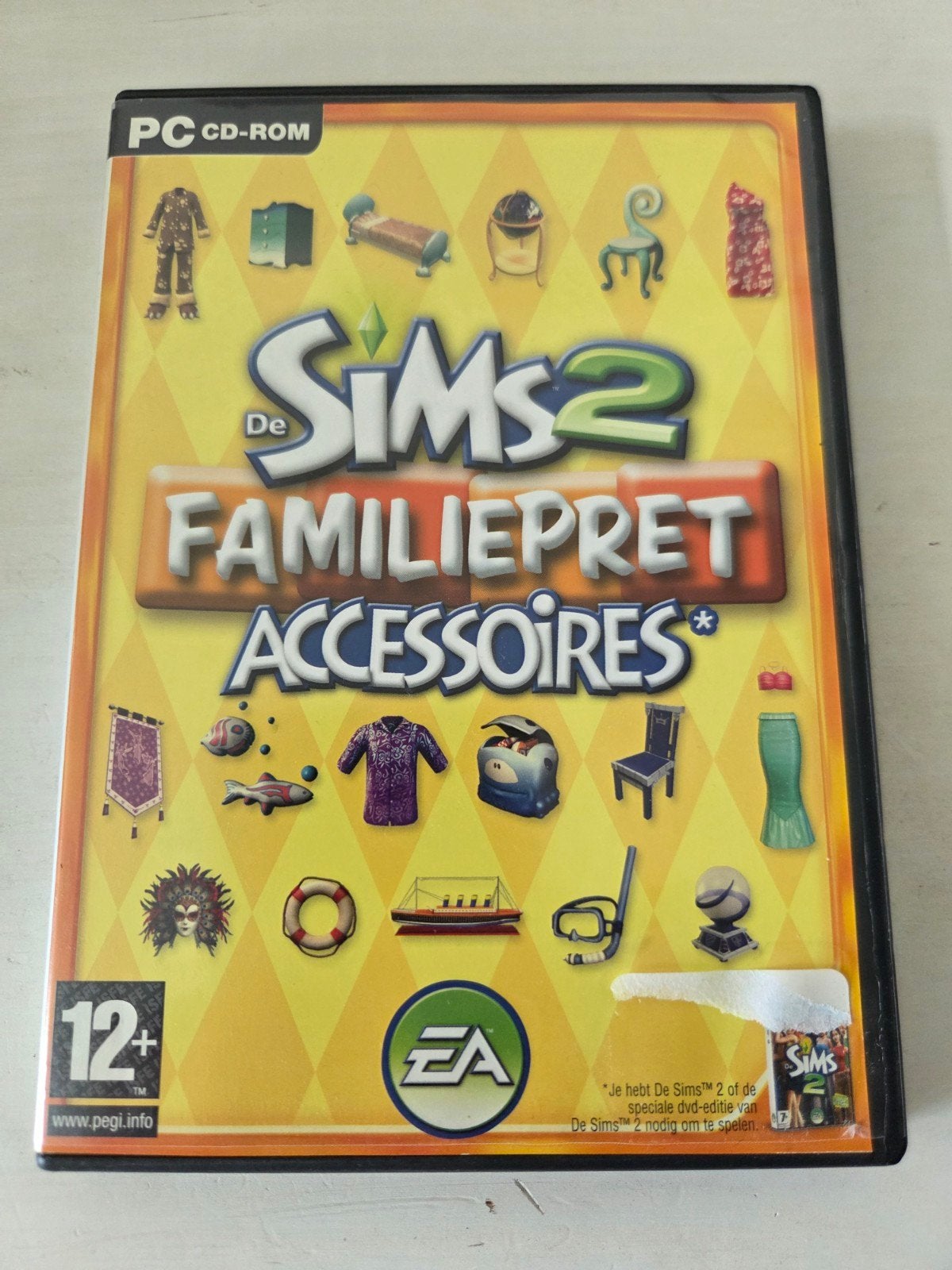 De Sims 2: Familiepret Accessoires - PC CD-ROM, Spelcomputers en Games, Gebruikt, 1 speler, Ophalen of Verzenden, Vanaf 12 jaar