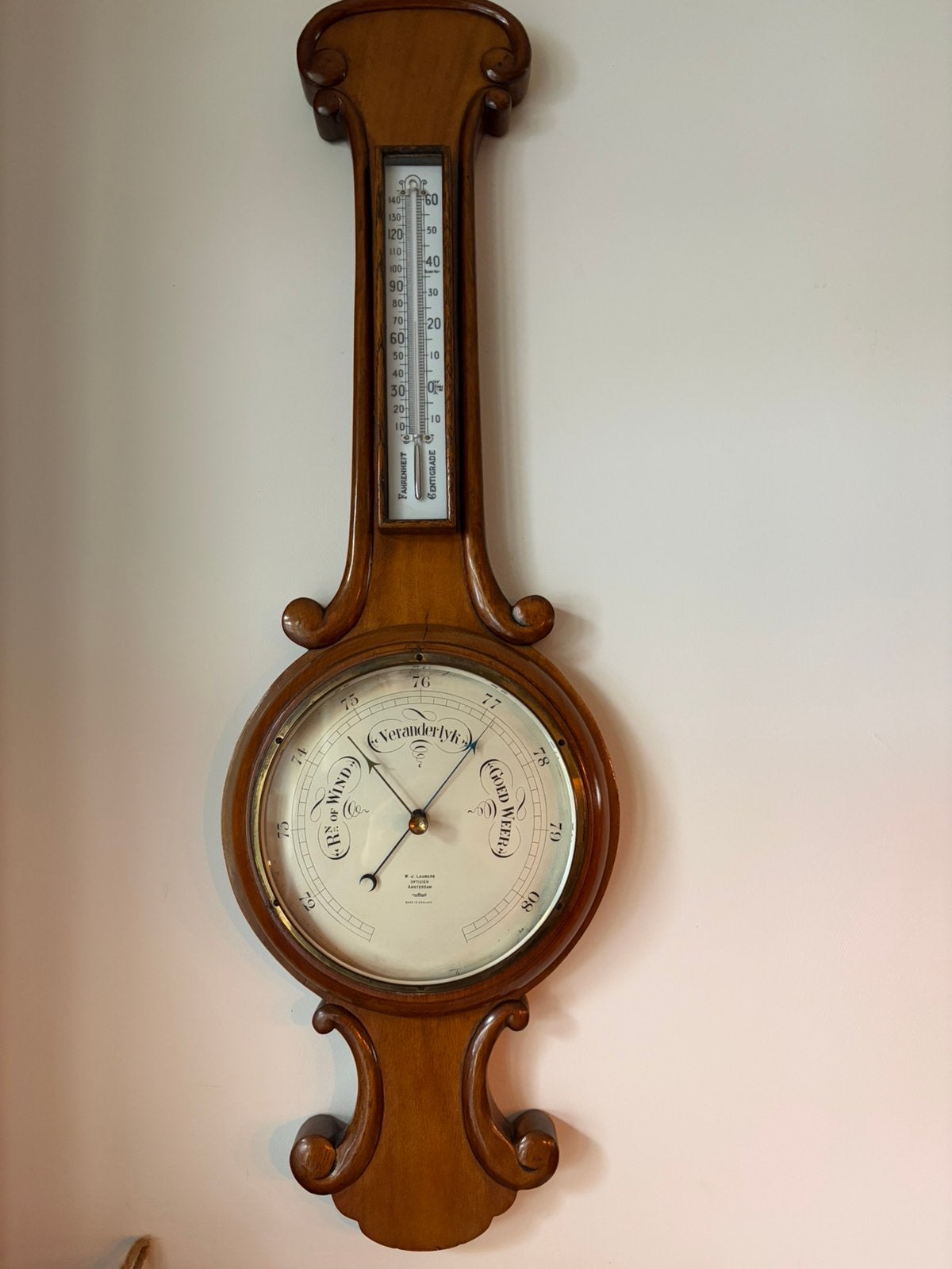 Antieke mahonie barometer, Ophalen