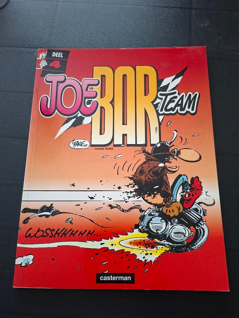 JOE BAR TEAM -4: DEEL 4, Eén stripboek, Ophalen of Verzenden, Zo goed als nieuw