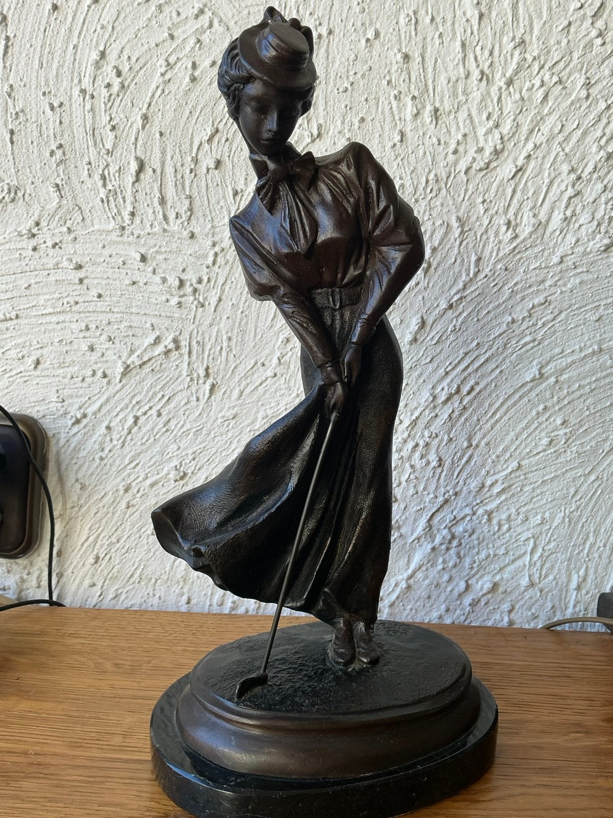 Bronzen beeld ,lady golfster, Ophalen of Verzenden, Brons