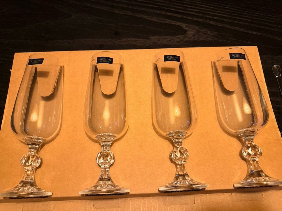 Crystalite Bohemia Champagneglazen - Nieuw in doos, Glas of Glazen, Overige merken, Klassiek, Nieuw