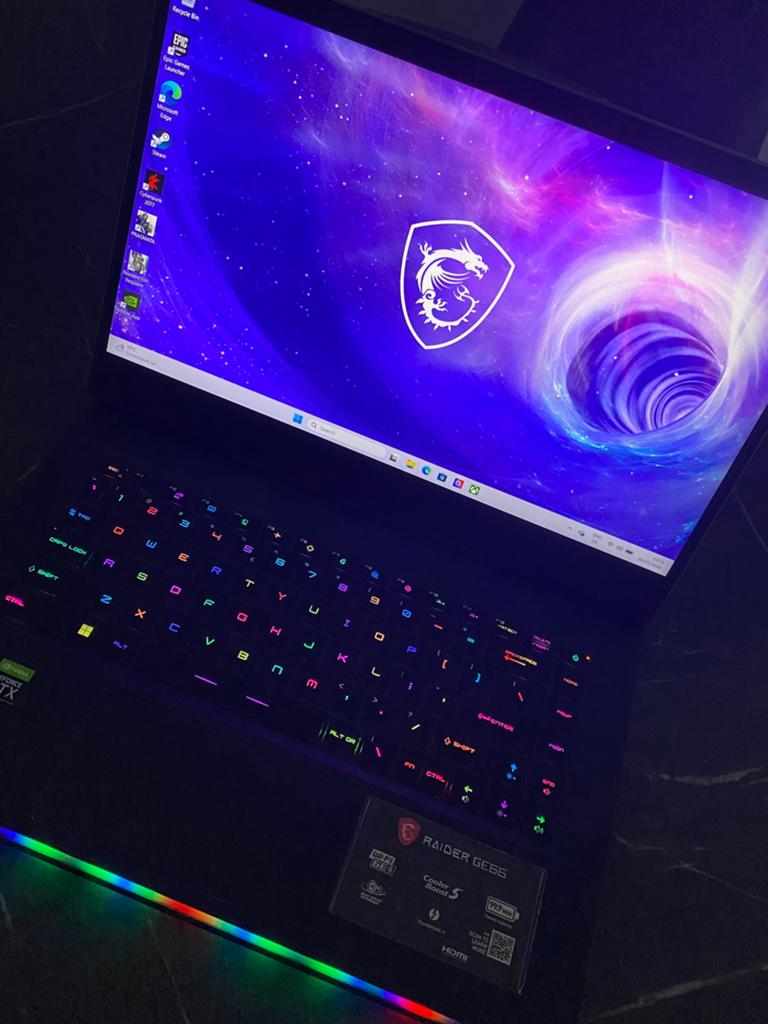 Msi Raider GE66 12UGS-017NL, Met videokaart, Ophalen of Verzenden, Zo goed als nieuw, Gaming