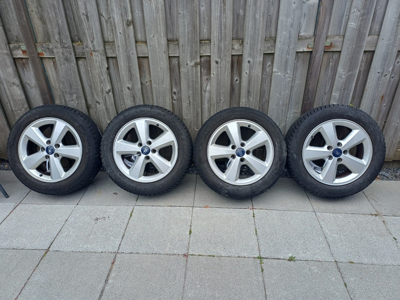 Ford C-max/Focus winterbanden 205/55/16 originele Ford velg, Ophalen