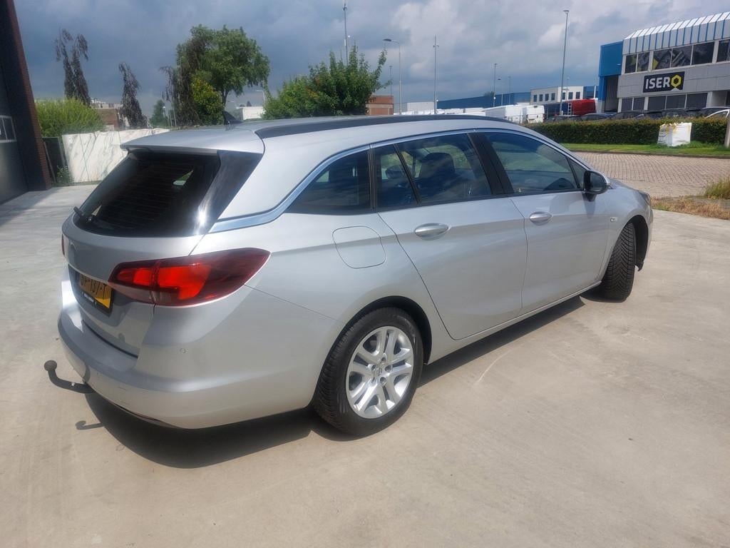 Opel Astra Sports Tourer 1.6 CDTI Business+Airco/Navigatie 3, Voorwielaandrijving, Stof, Gebruikt, 4 cilinders