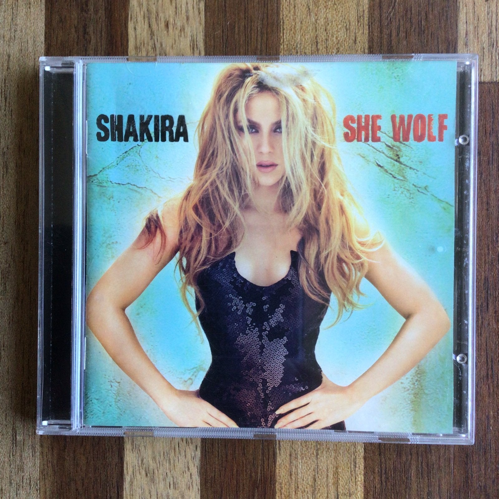 Shakira - She Wolf, Ophalen of Verzenden