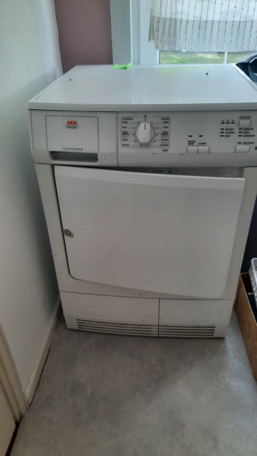 Aeg  lavatherm wasdroger, Ophalen of Verzenden, Gebruikt, Luchtafvoer, 85 tot 90 cm