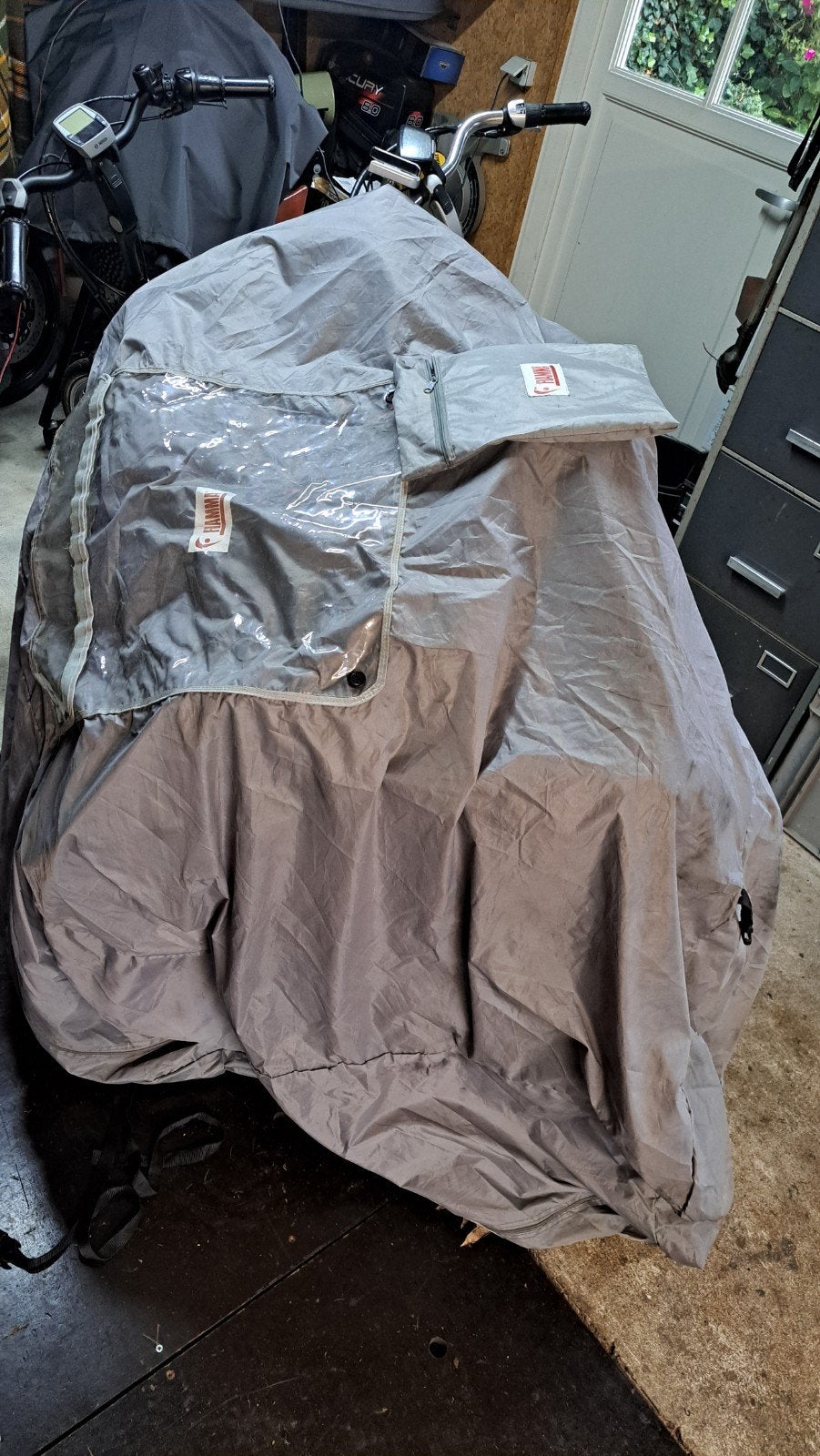 Fiamma fietshoes voor 2 fietsen achterop de caravan, Ophalen of Verzenden, Gebruikt