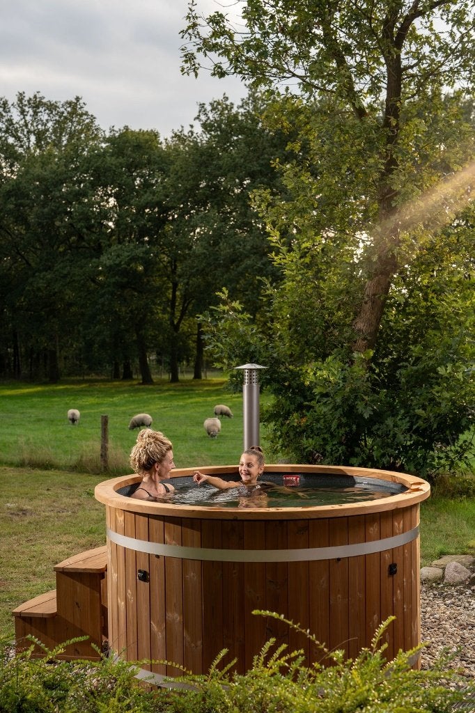 Hottub Houtgestookt, Bioheater & Elektrisch .15 Jaar Welltub, Tuin en Terras, Filter, Nieuw, Ophalen of Verzenden, Inbouw