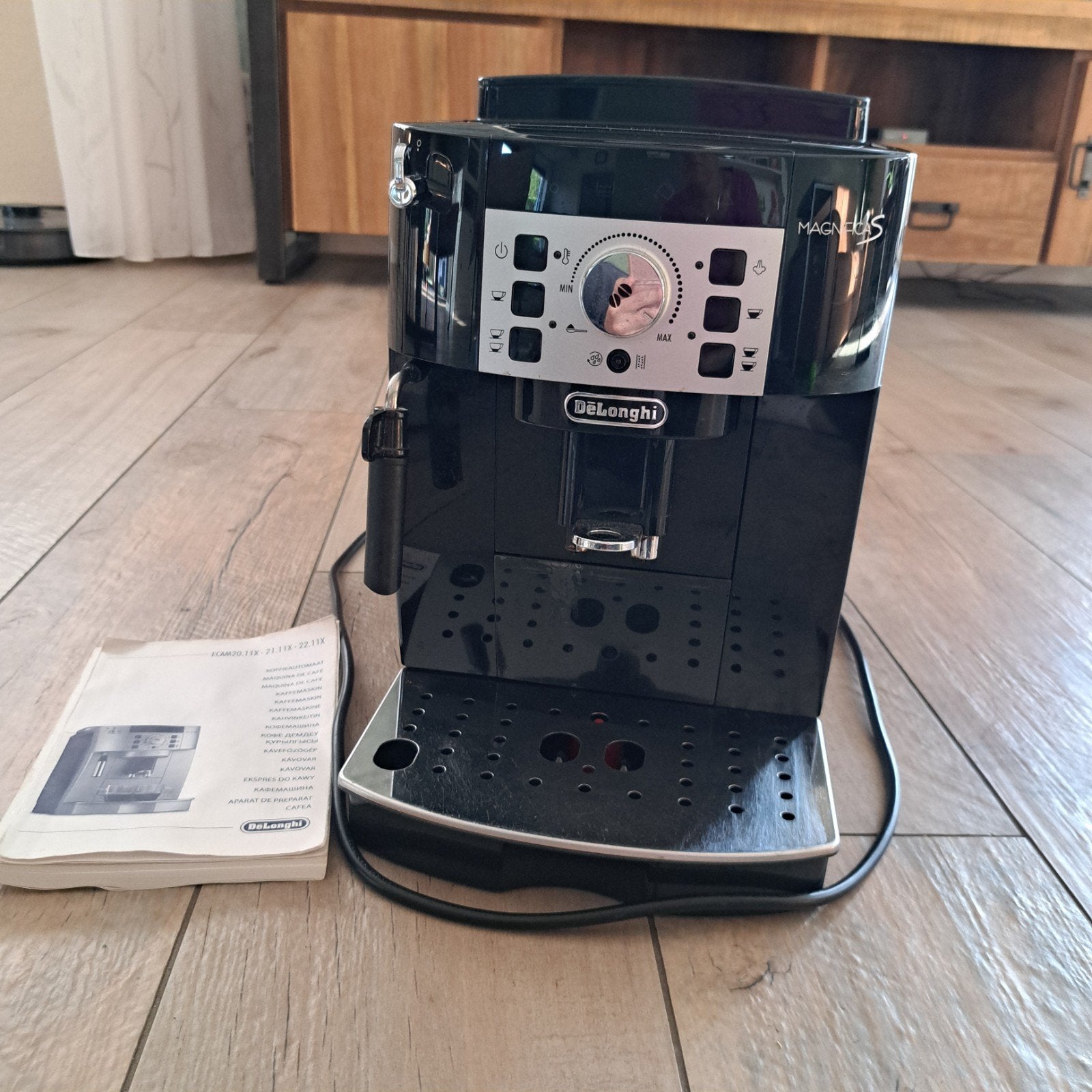 DēLonghi MagnificaS Espresso/koffiemachine, Ophalen, 10 kopjes of meer, Koffiemachine, Koffiebonen