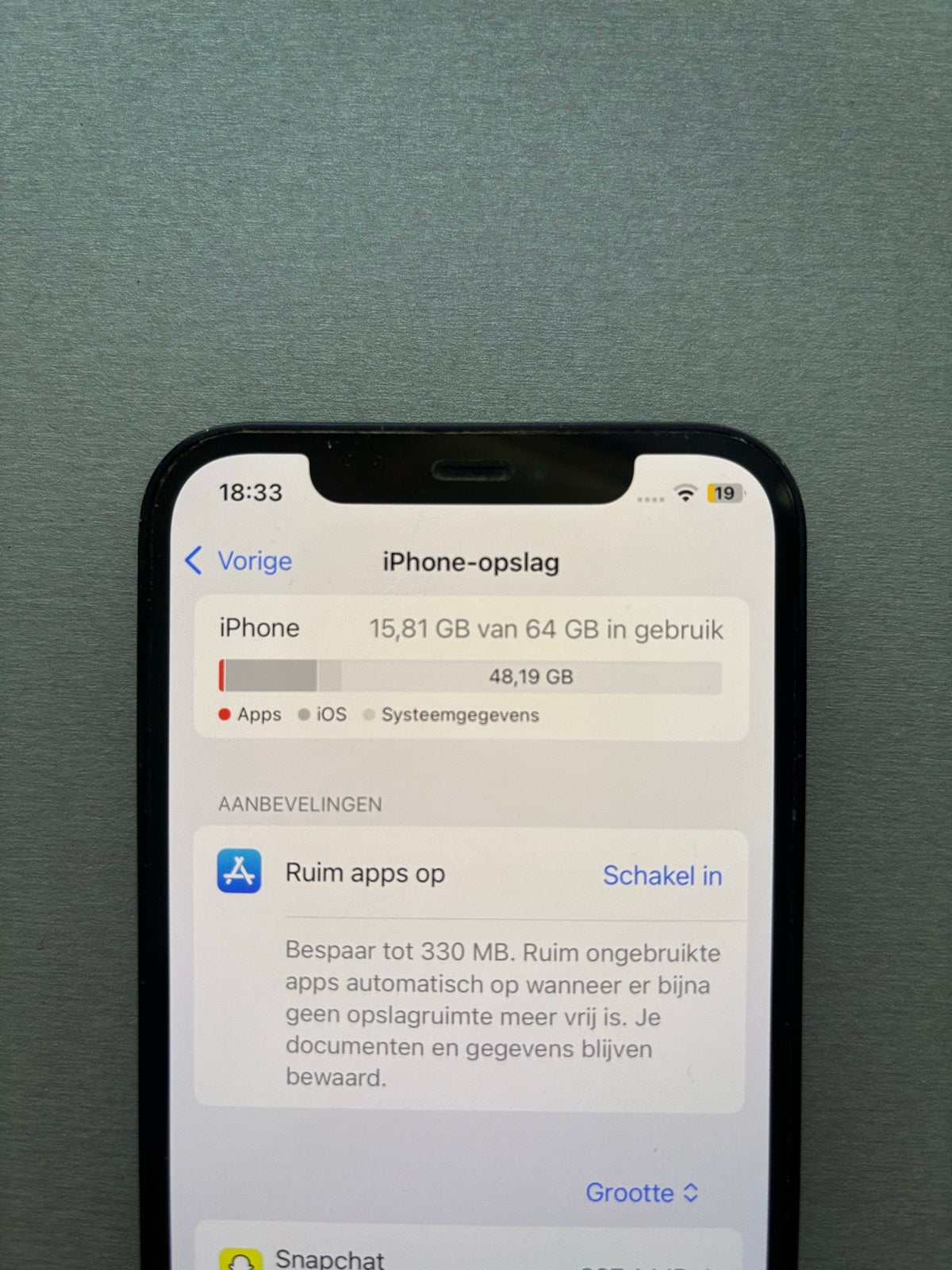 iPhone 12 64GB - Batterij 78%, Achterkant beschadigd, Telecommunicatie, Mobiele telefoons | Apple iPhone, Gebruikt, Zwart, Ophalen of Verzenden