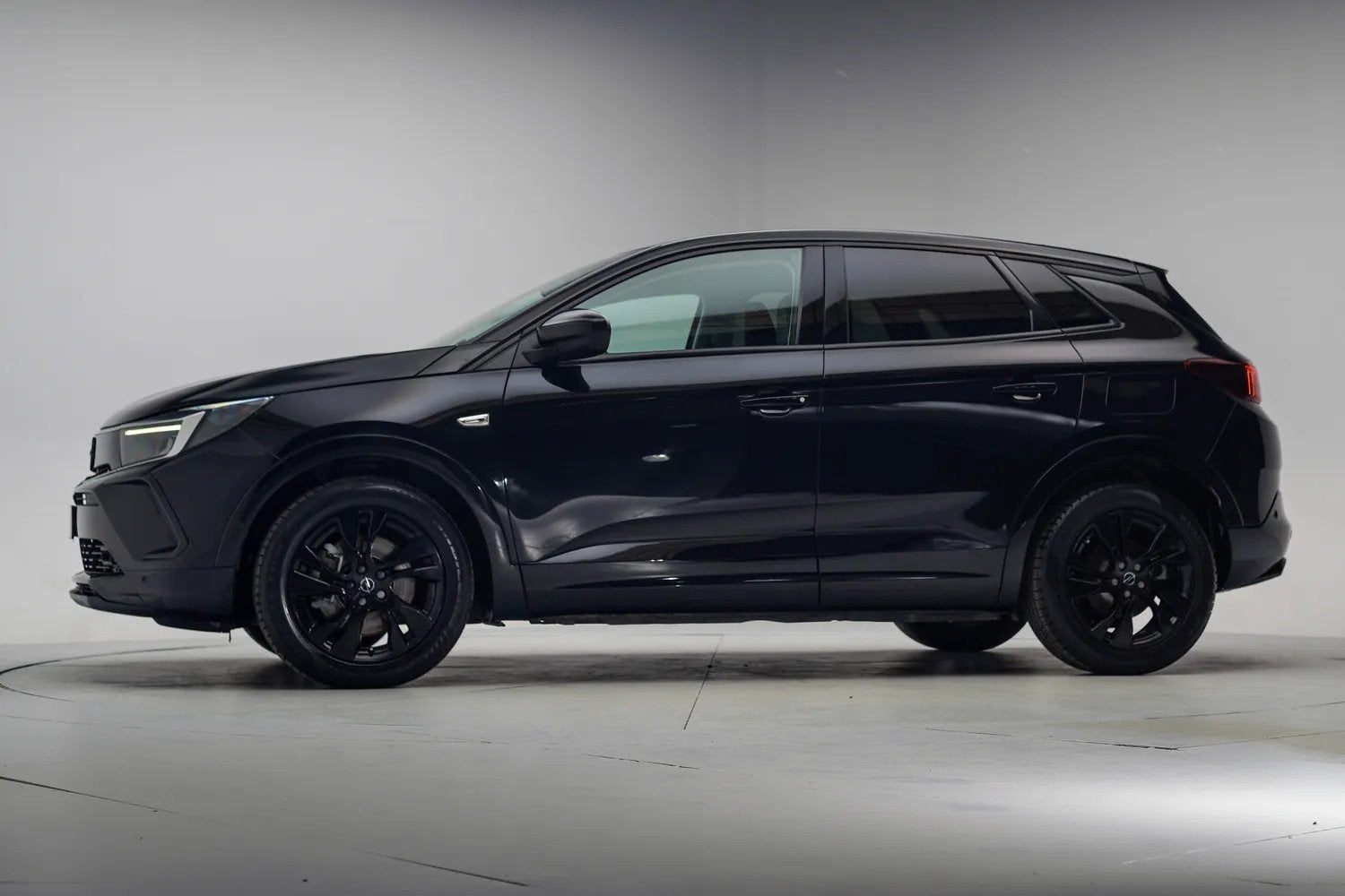 Opel Grandland X GS 1.6 Turbo Plug-In [ Stoelverwarming Navi, Auto's, Opel, Automaat, 0 cilinders, Gebruikt, Zwart