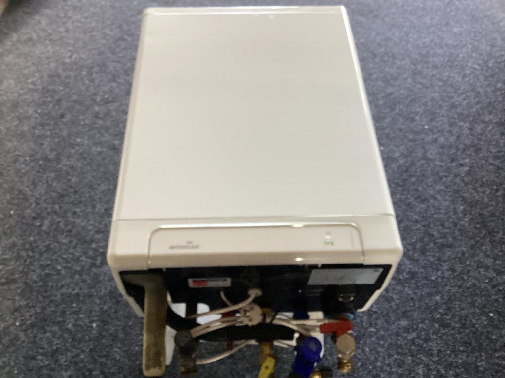 Te koop intergas cv ketel 2022, Doe-het-zelf en Verbouw, Verwarming en Radiatoren, Ophalen, 30 tot 80 cm, Cv-ketel of Combi-ketel