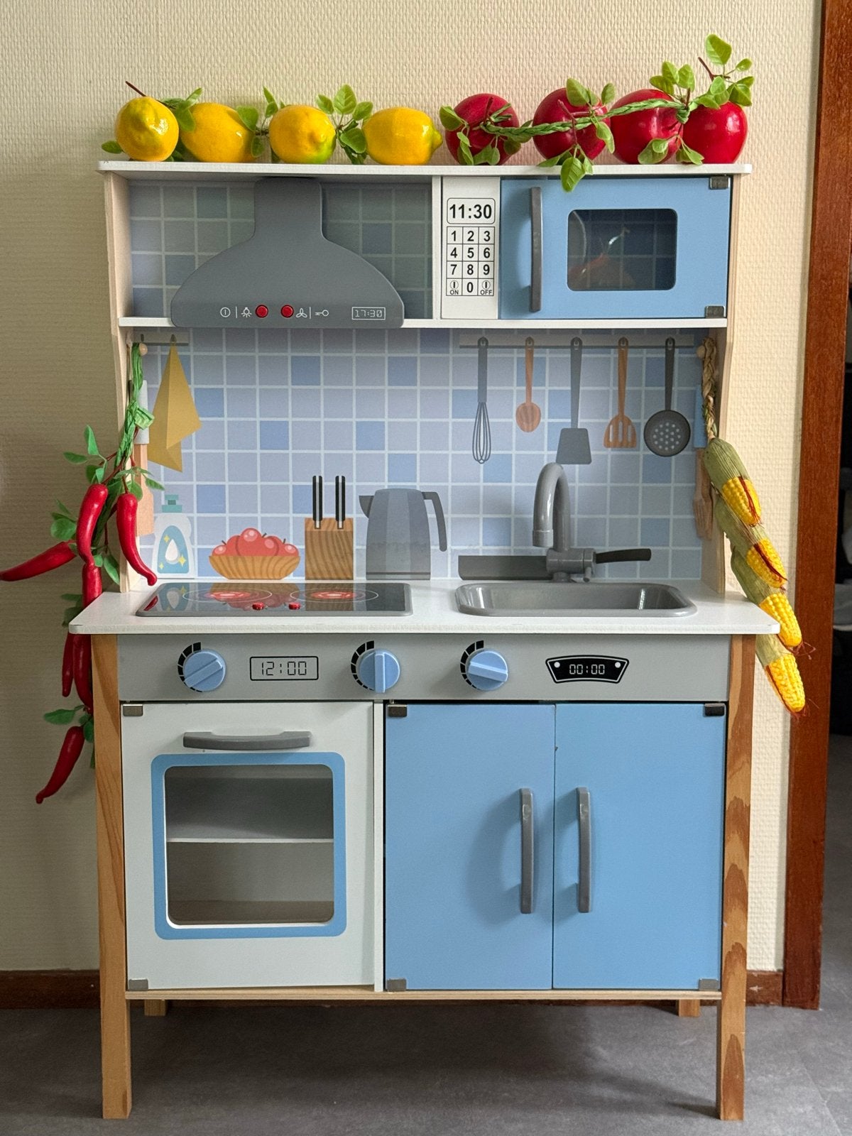 Houten speelkeuken met licht en geluid en met accessoires, Ophalen, Zo goed als nieuw, Hout, Speelkeuken