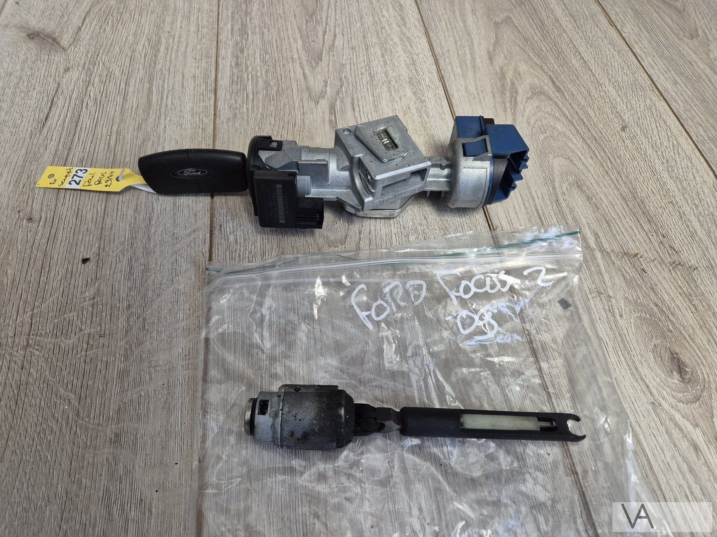 Ford Focus 2 2004 -2011 contactslot + sleutel + motorkapslot, Gebruikt, -, -, Ophalen of Verzenden