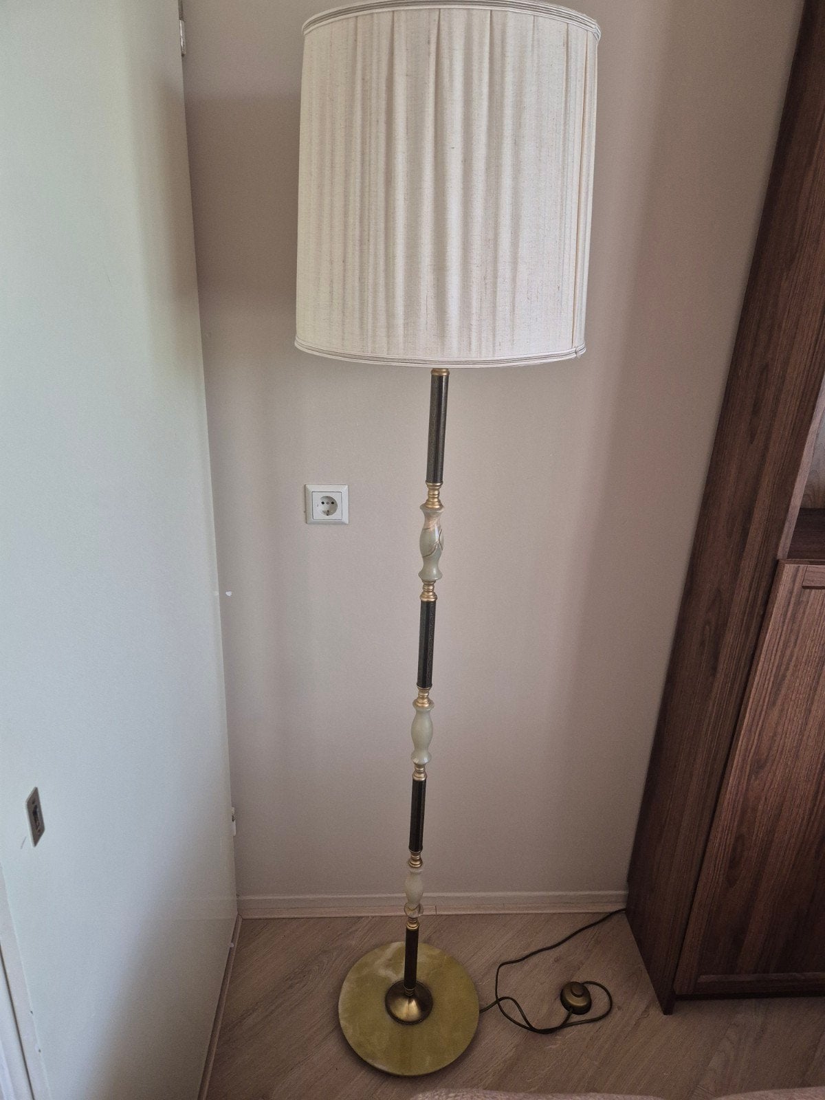 Staande marmeren lamp, Ophalen, Gebruikt