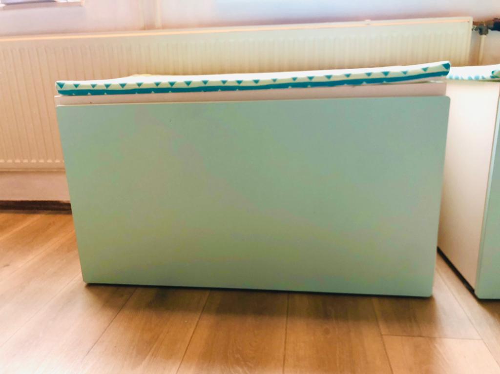 Ikea speelgoedkist smastad .Nu 15€ per direct op te halen, Ophalen, Gebruikt, Tafel