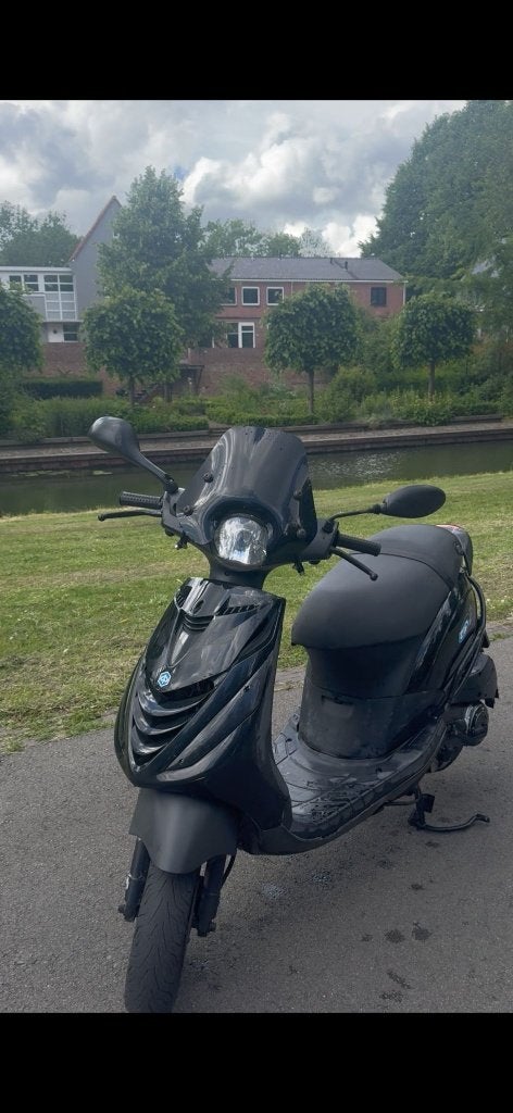 Piaggio zip snor4 takt, Fietsen en Brommers, Scooters | Piaggio, Ophalen, Gebruikt, Zip, Benzine
