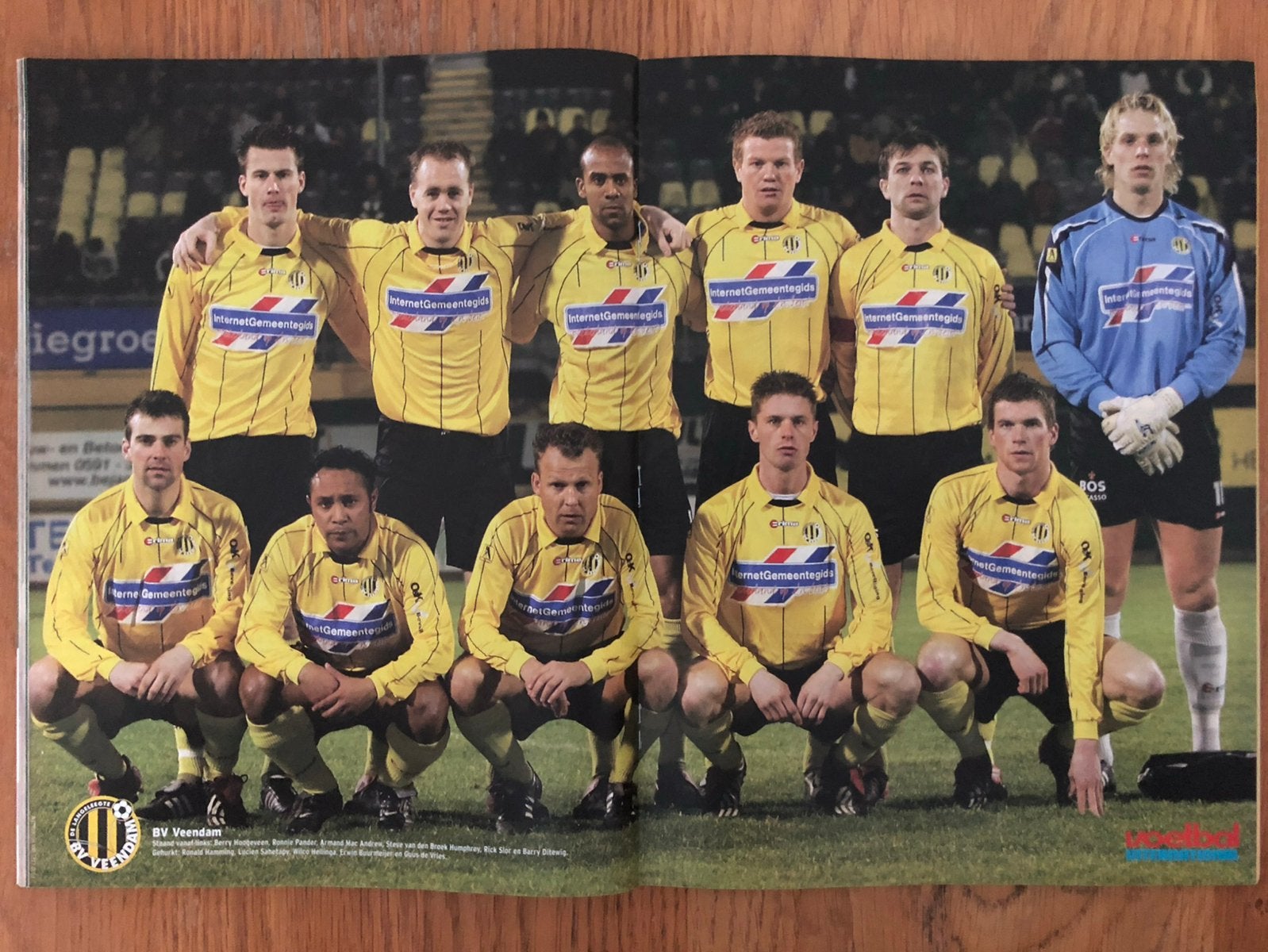Mooie poster SC/BV Veendam Groningen seizoen 2004/2005 - VI, Verzamelen, Sportartikelen en Voetbal, Ophalen of Verzenden, Zo goed als nieuw