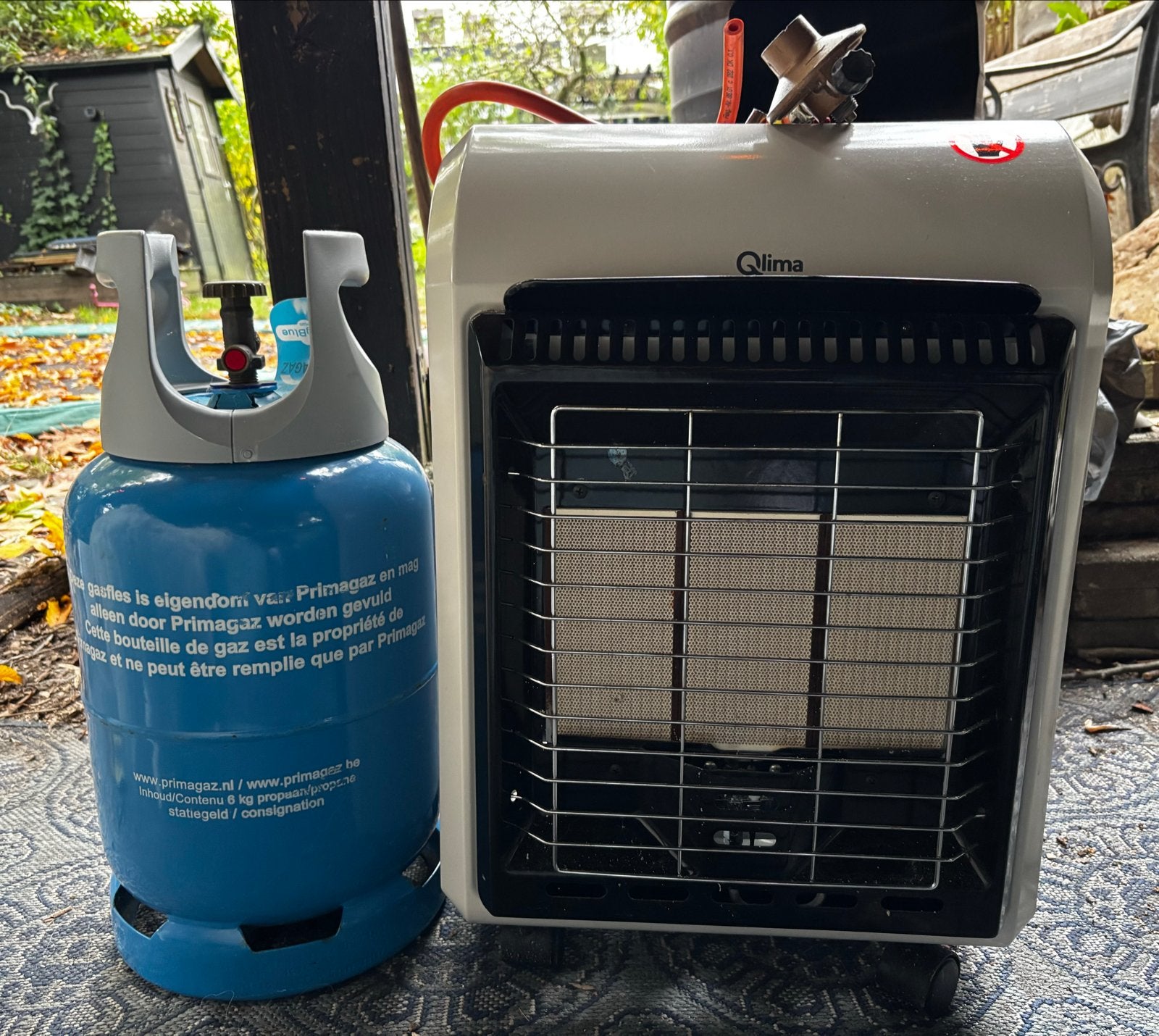 Qlima Gaskachel met Primagaz gasfles, Ophalen, Gas, Zo goed als nieuw, Vrijstaand