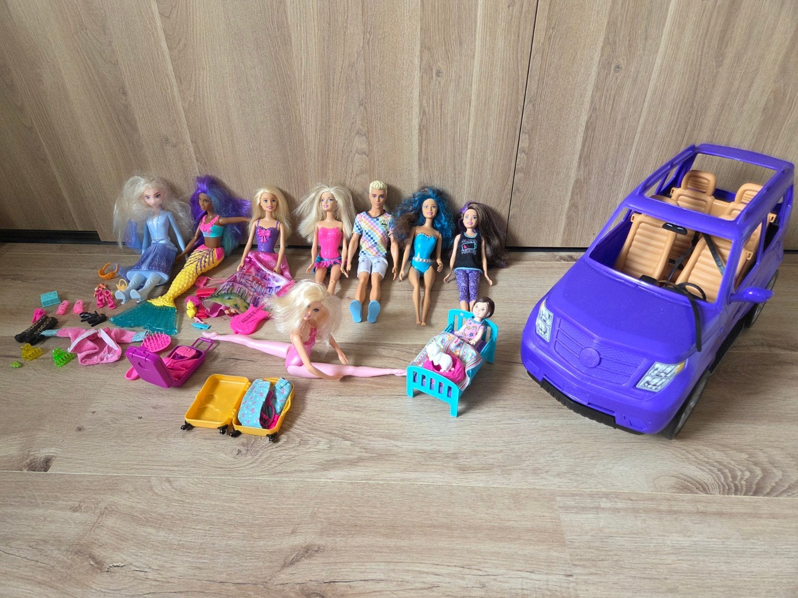 Grote Barbie set met auto, paarden en accessoires, Ophalen of Verzenden, Gebruikt, Barbie