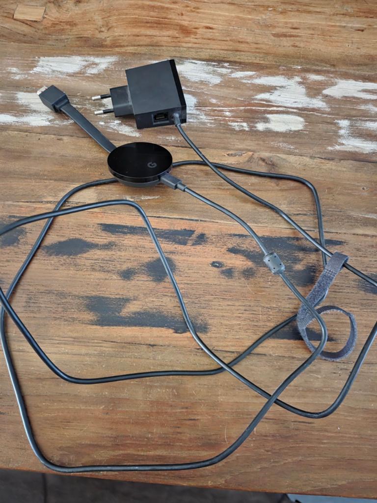 Chromecast Ultra, Ophalen of Verzenden, Zo goed als nieuw