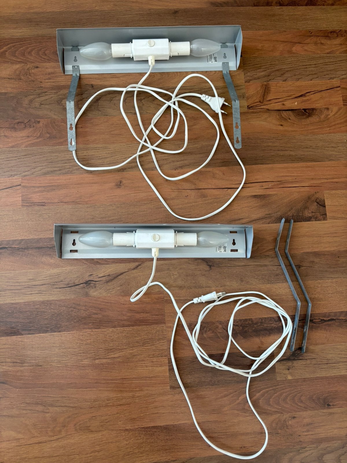 IKEA-lampen (Tjugofem), Gebruikt, Grijs, Metaal, Met schakelaar
