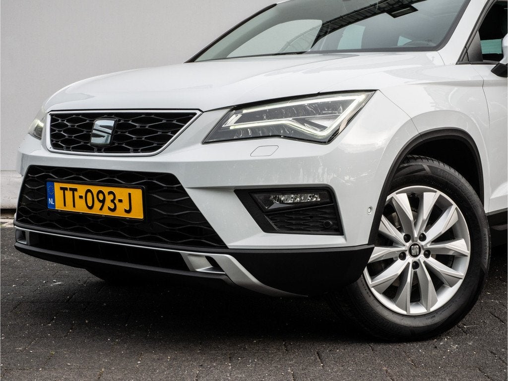 SEAT Ateca 1.0 EcoTSI Style Business Intense Trekhaak/ Panor, Voorwielaandrijving, Stof, Gebruikt, Met garantie (alle)