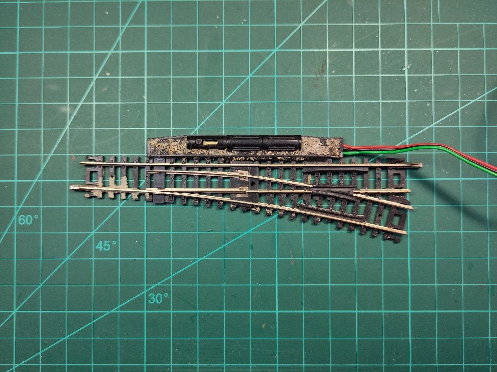 Atlas 2551 elektrisch wissel 13 graden rechts N spoor, Hobby en Vrije tijd, Overige merken, Gebruikt, Gelijkstroom, Rails