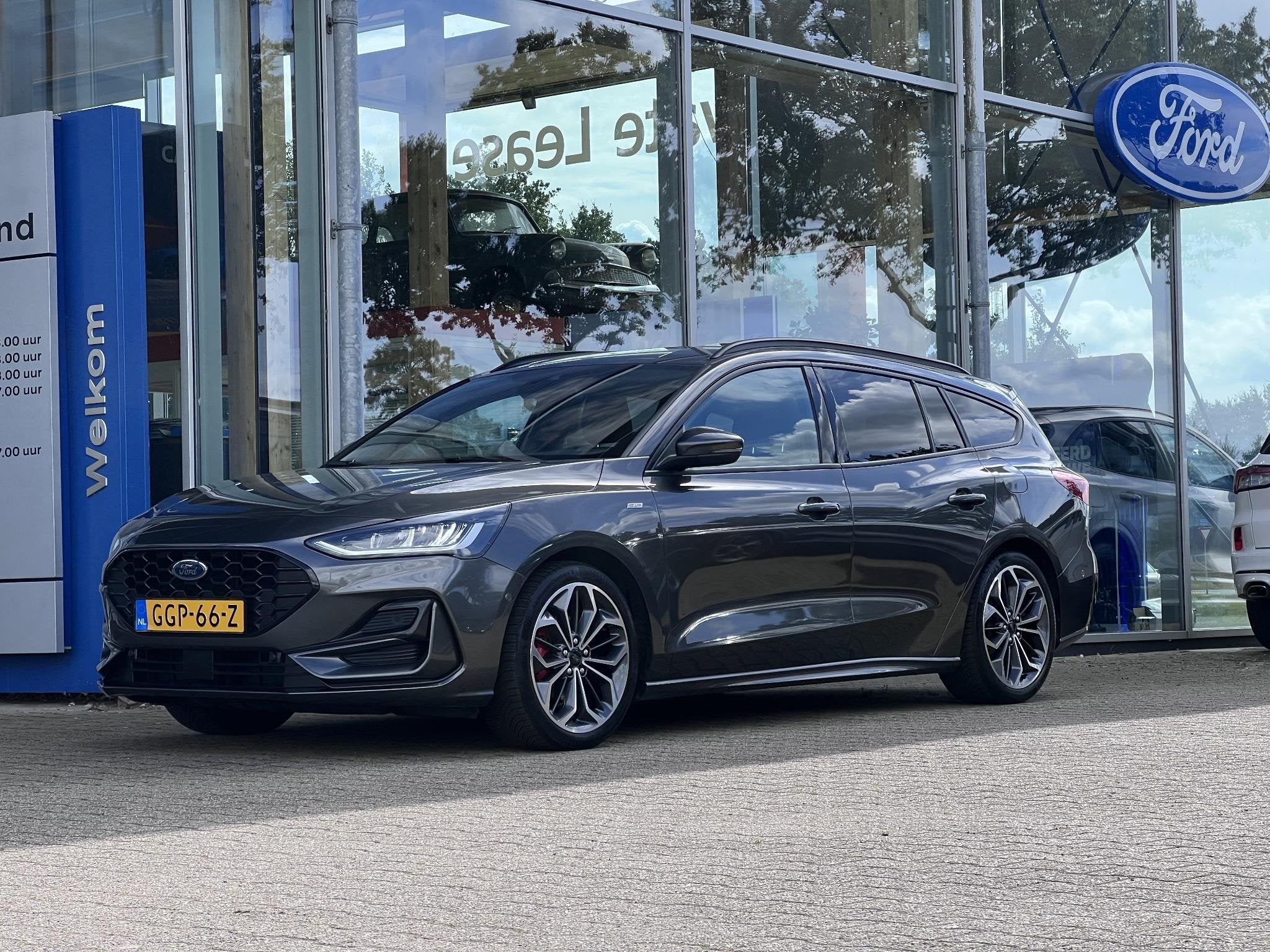 Ford Focus Wagon 1.0 EcoBoost Hybrid ST Line X 155pk Automaa, Stof, Gebruikt, Euro 6, Origineel Nederlands