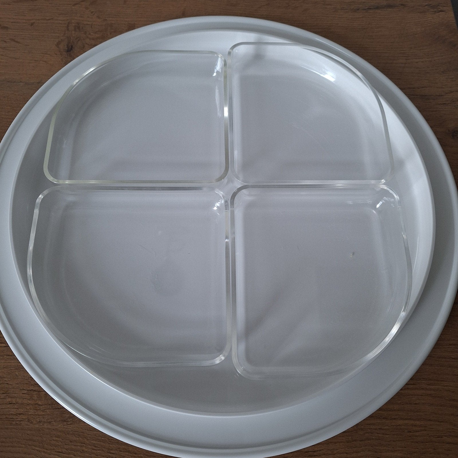 Guzzini snack dienblad anti pasti Nieuw, Huis en Inrichting, Woonaccessoires | Dienbladen, Ophalen, Kunststof, Rond, Nieuw