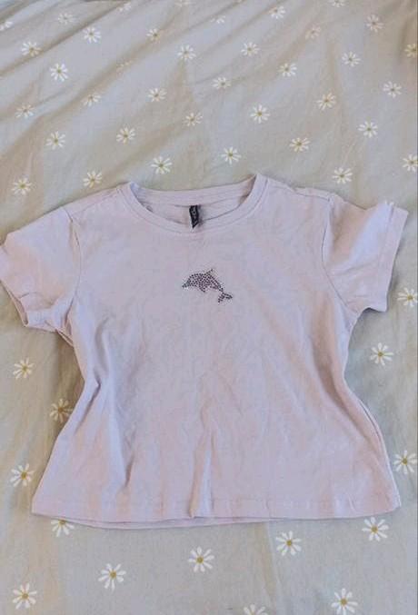 Lila T-shirt met dolfijn maat 9-10 - Nooit gebruikt, Ophalen of Verzenden, Nieuw, Onbekend, Meisje