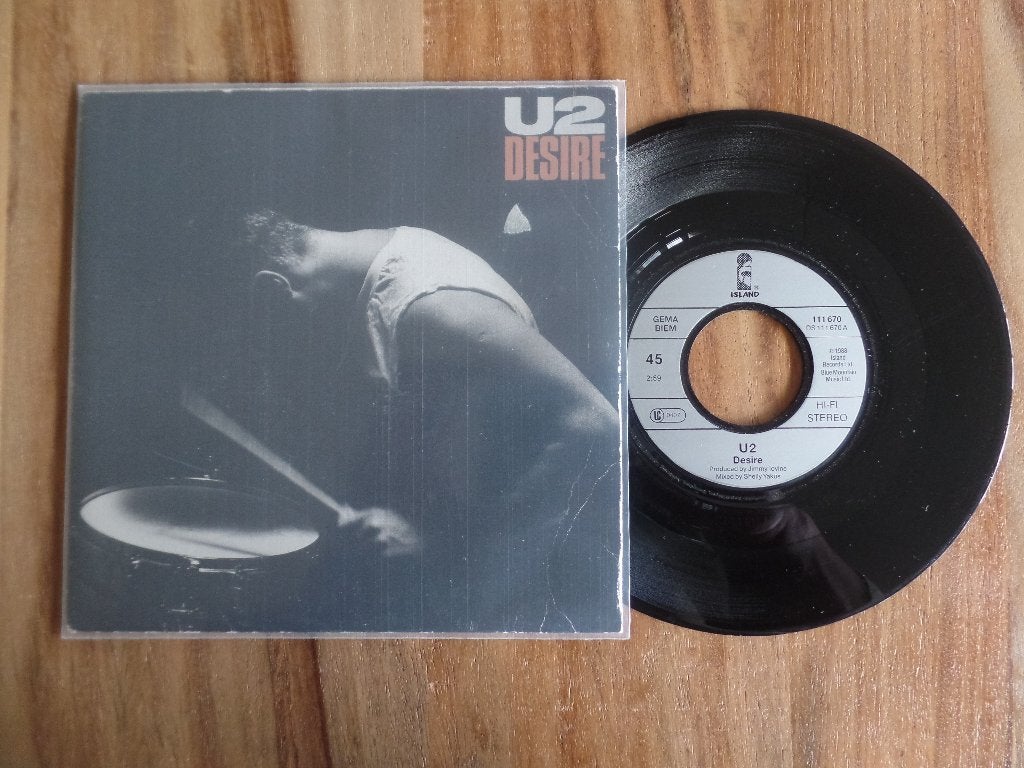 single  U2 - Desire, Cd's en Dvd's, Vinyl Singles, Gebruikt, Rock en Metal, 7 inch, Ophalen of Verzenden