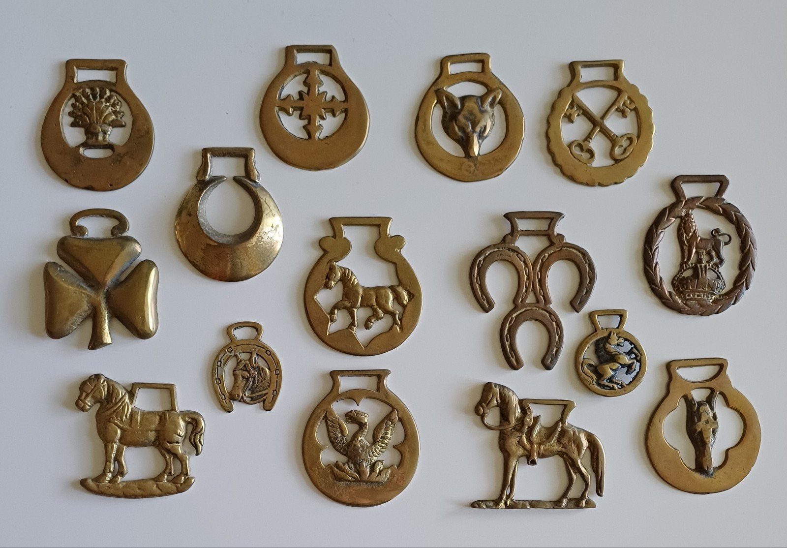 15 Antieke Paardenversieringen / Horse Brasses, Ophalen of Verzenden