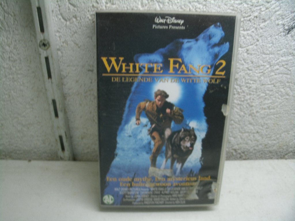 vhs 251b white fang 2, Alle leeftijden, Ophalen of Verzenden, Zo goed als nieuw, Actie en Avontuur