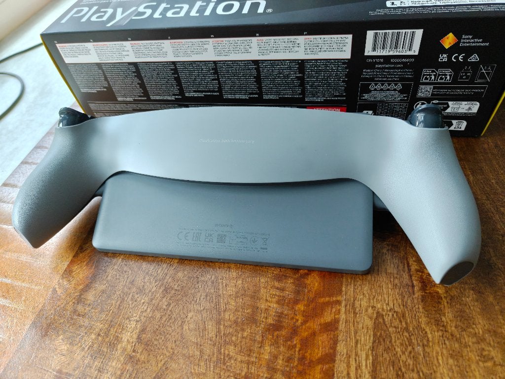 Foto 6 van Sony PlayStation Portal – 30th Anniversary Limited Edition