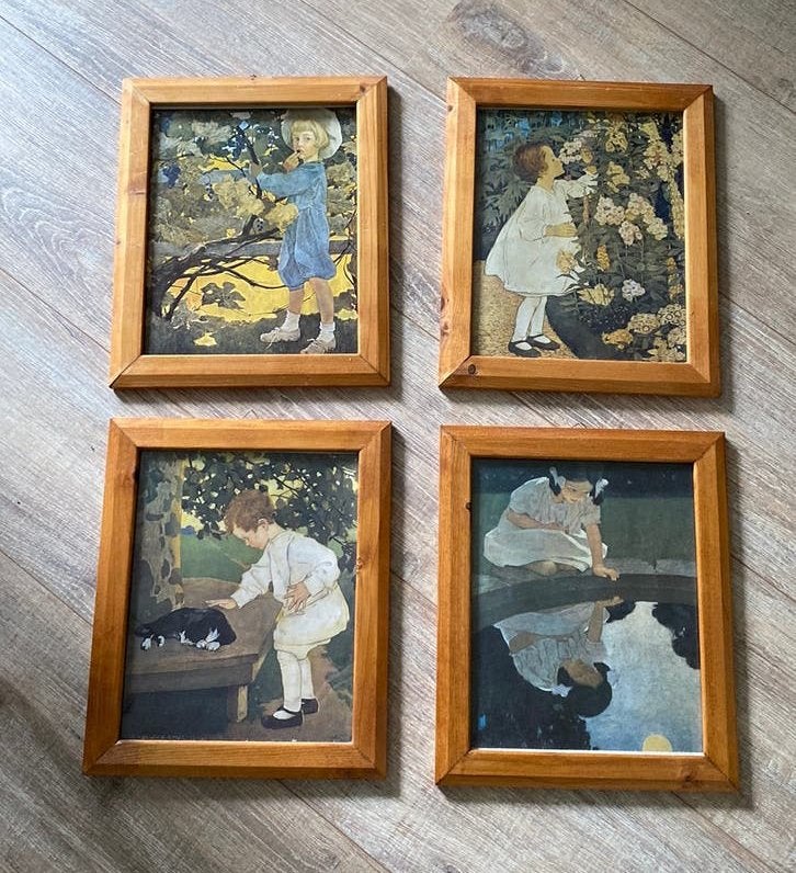 Houten fotolijsten met prints Jessie Willcox Smith, Minder dan 50 cm, Gebruikt, Ophalen of Verzenden, Foto of Poster