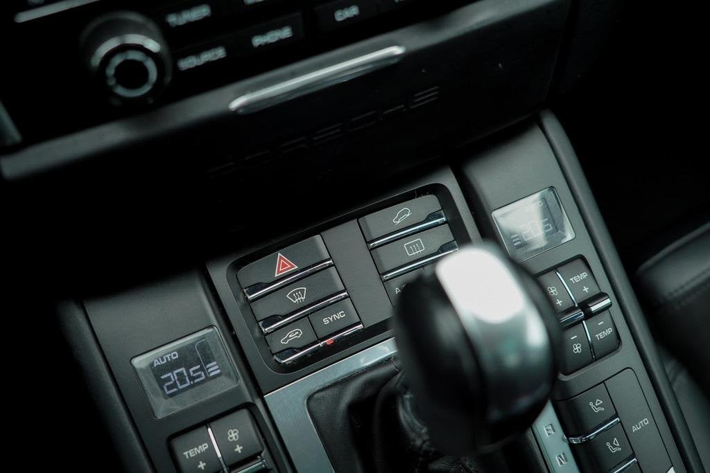 Foto 21 van Porsche Macan 3.0 GTS / Pano / Luchtvering / Trekhaak / Spor