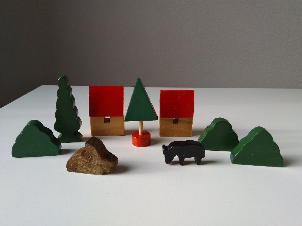 lotje houten speelfiguren DDR, Ophalen of Verzenden, Zo goed als nieuw, Overige typen