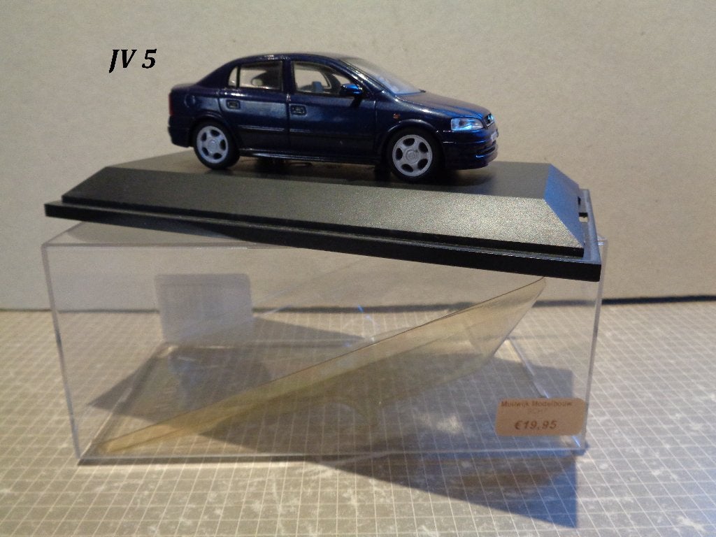 schuco opel astra, Hobby en Vrije tijd, Modelauto's | 1:43, Ophalen of Verzenden, Zo goed als nieuw, Auto, Schuco