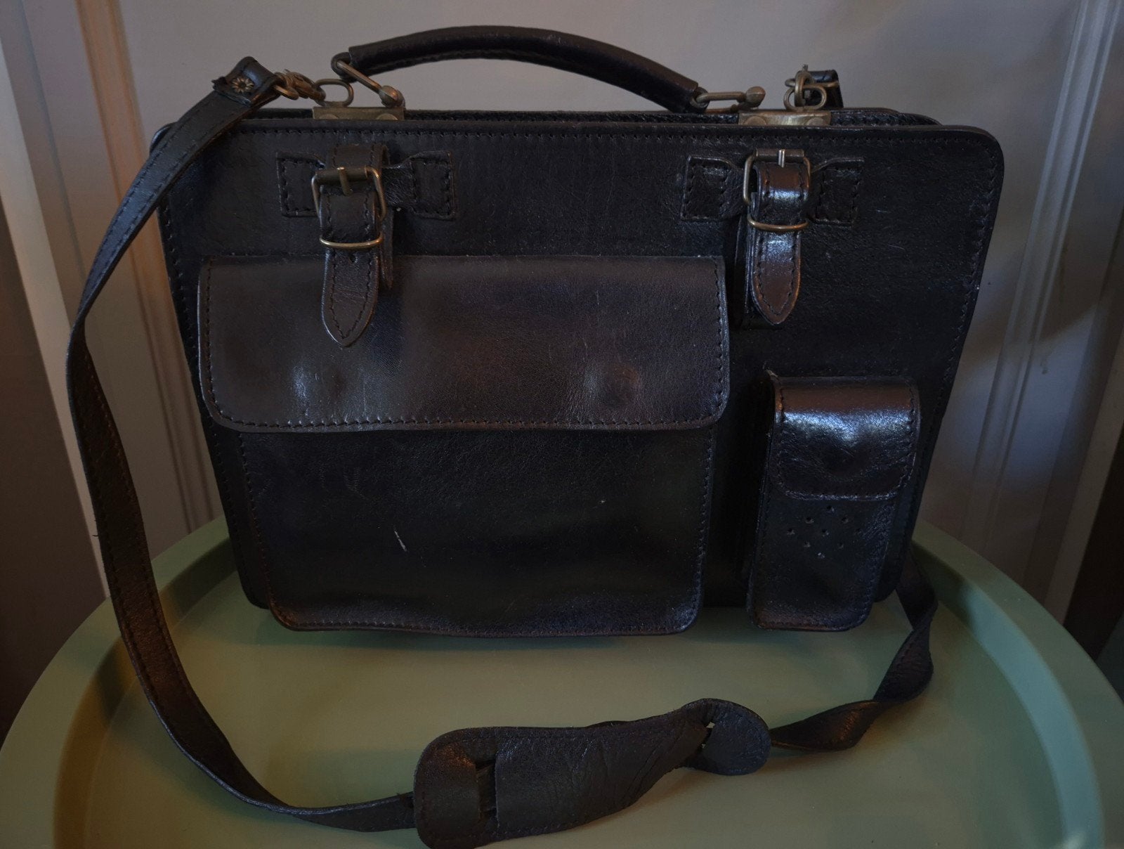 Vintage zwarte zwaar leren aktentas- in hele goede staat, Ophalen of Verzenden, Zo goed als nieuw, Zwart