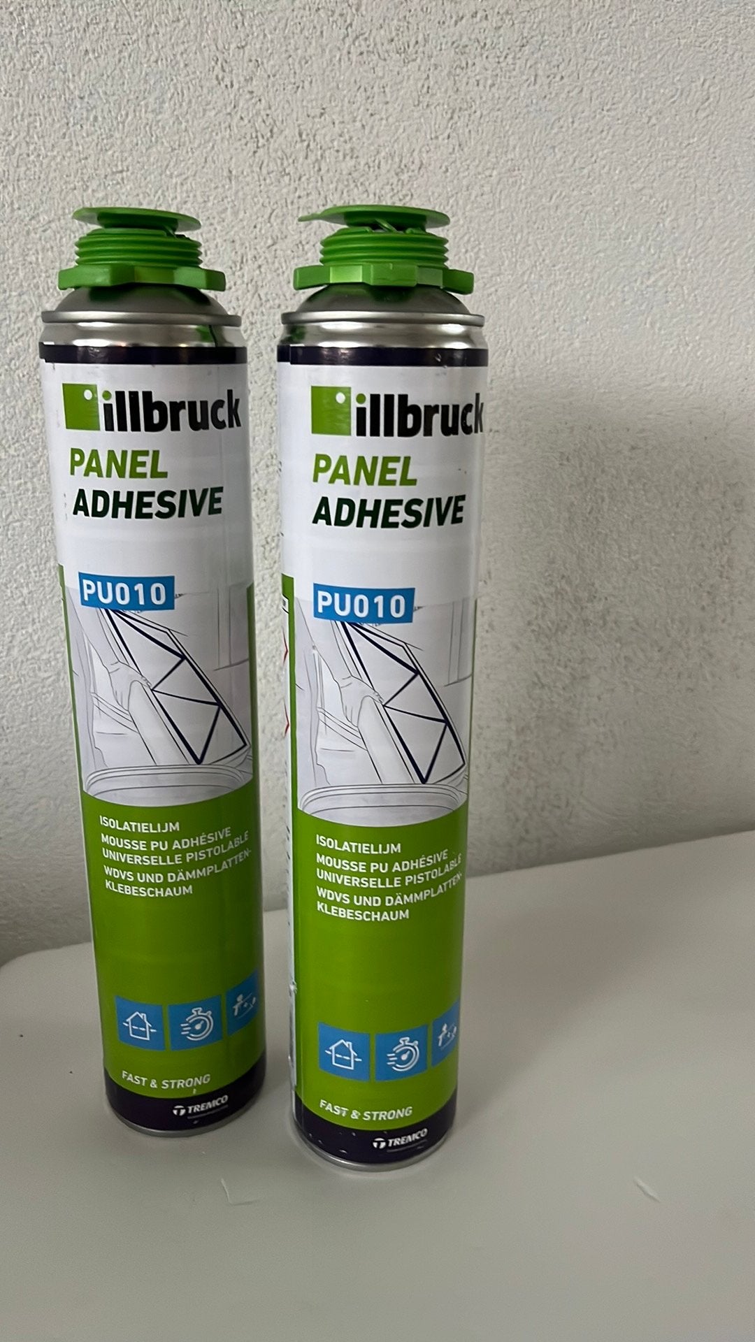2x illbruck PU010 isolatielijm, Overige materialen, 5 tot 10 m², Zo goed als nieuw, Ophalen